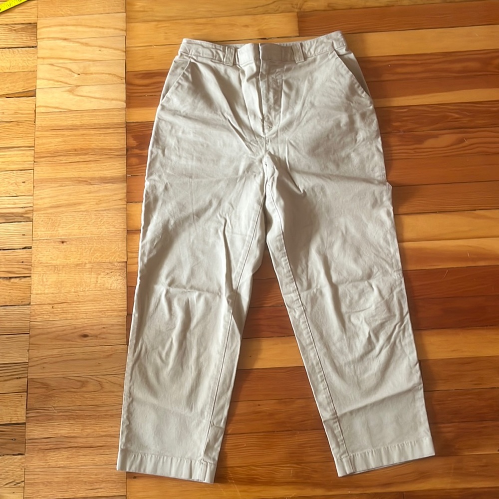 Gap straight up khakis
